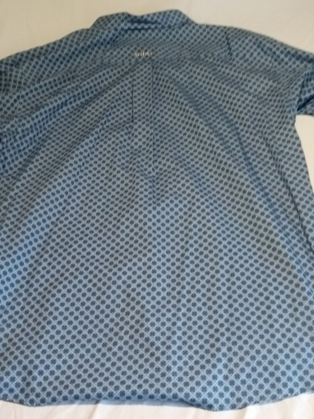 Ariat Men's Blue Geometric Button-Down Shirt - Picture 5 of 8